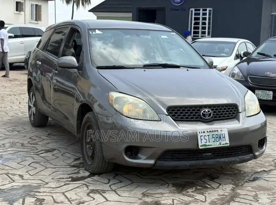 Toyota Matrix 2005 Gray
