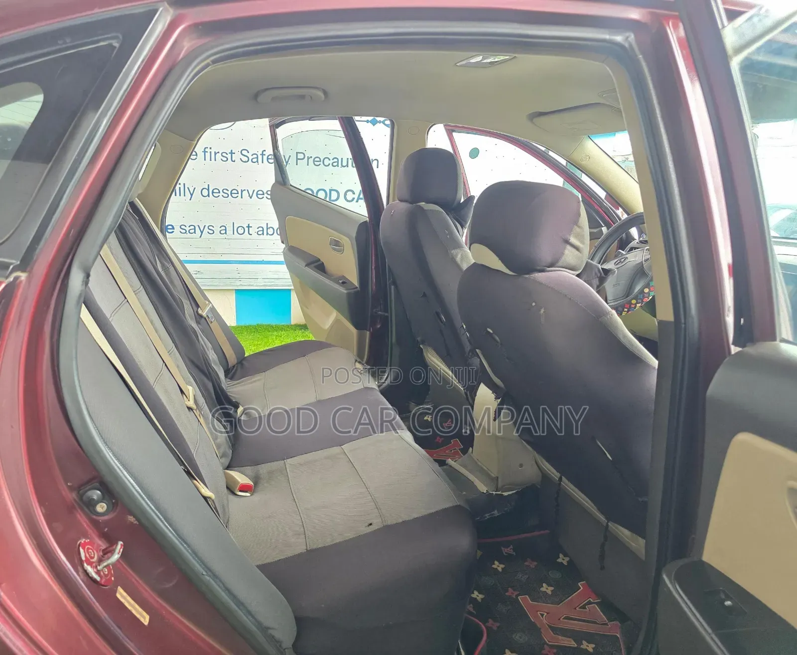 Hyundai Elantra 2008 Red