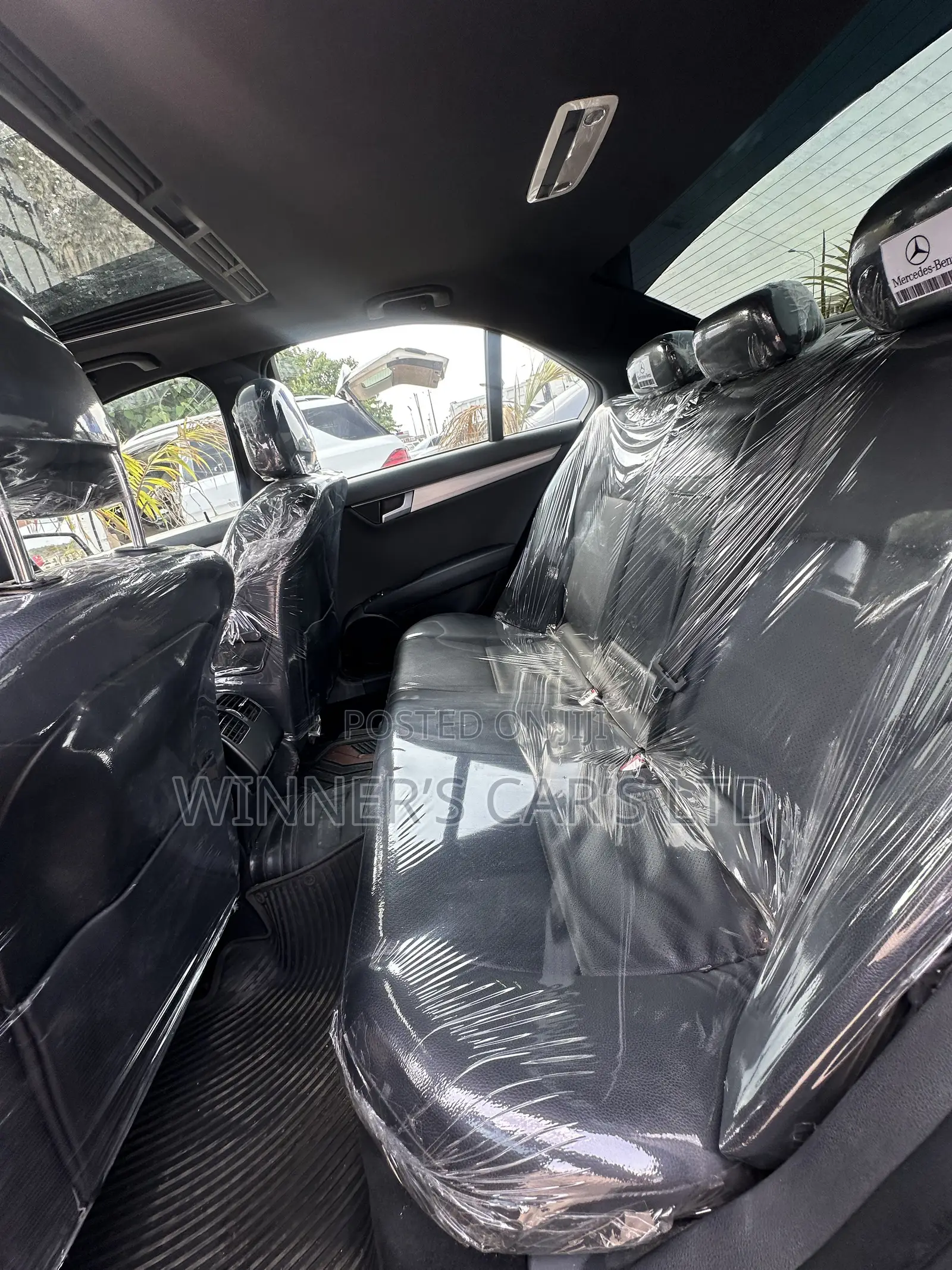 Mercedes-Benz C300 2013 Black