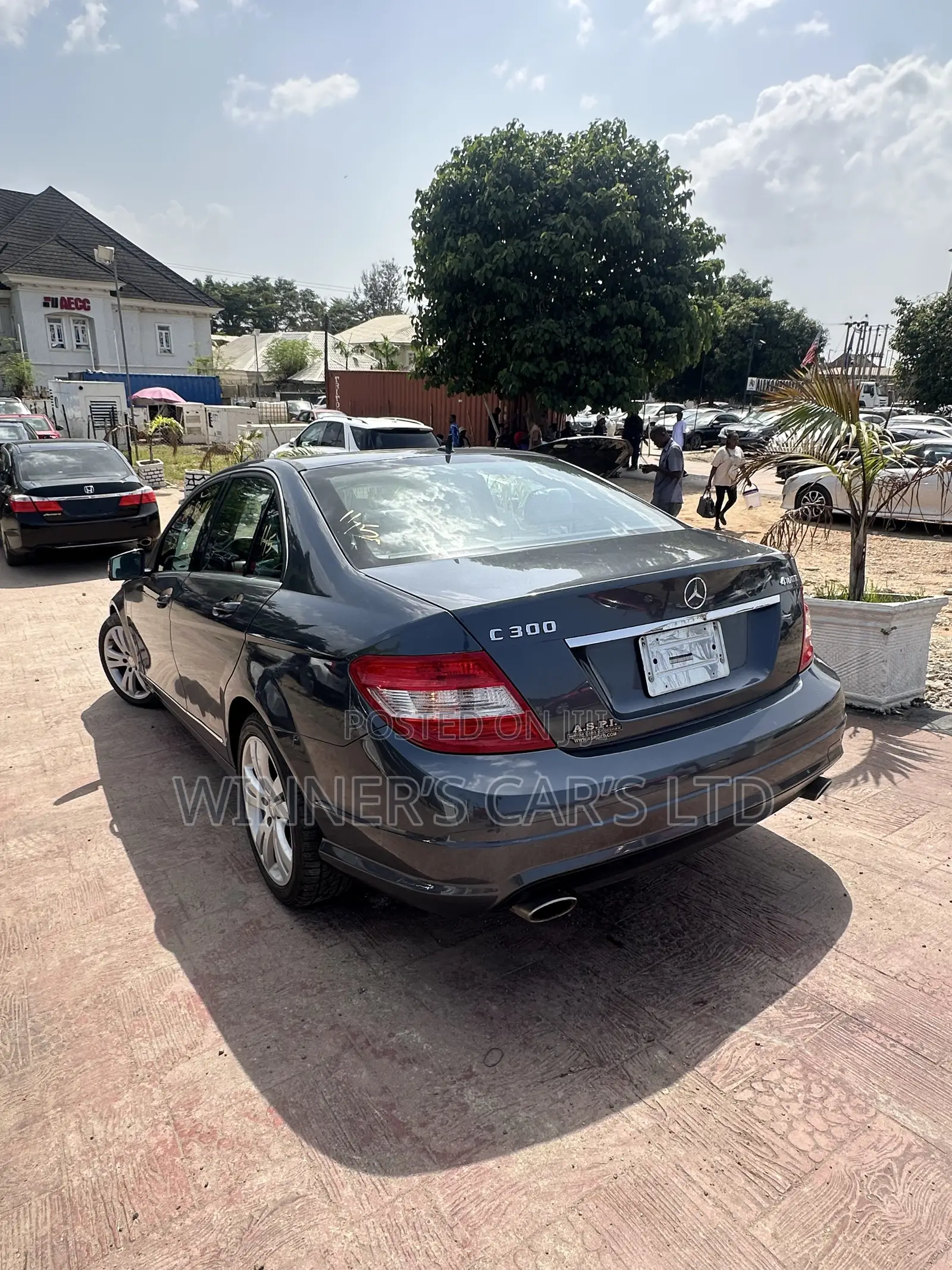 Mercedes-Benz C300 2010 Gray