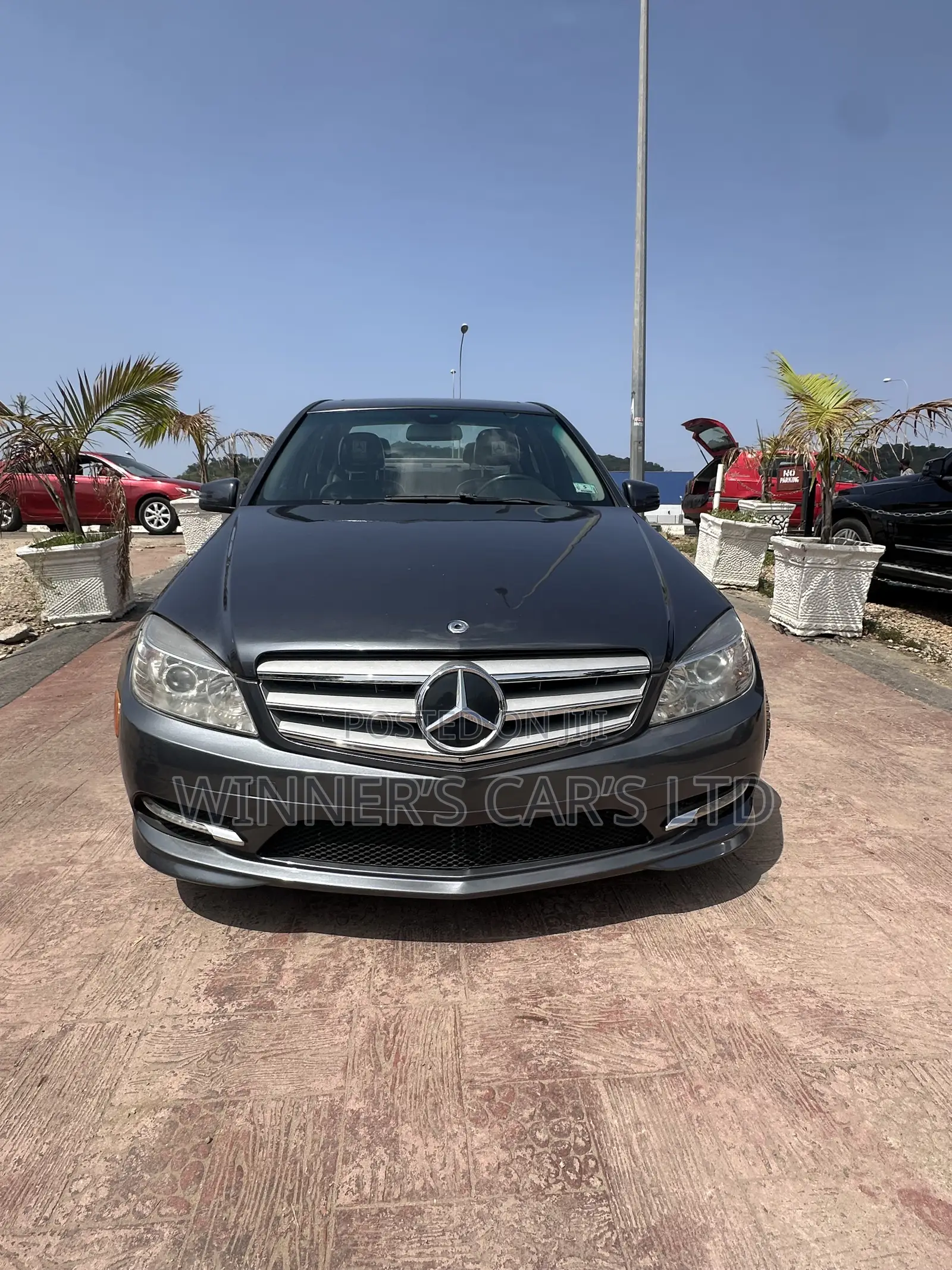 Mercedes-Benz C300 2010 Gray