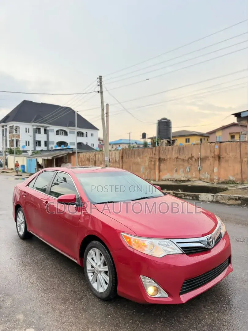 Toyota Camry 2013 Red