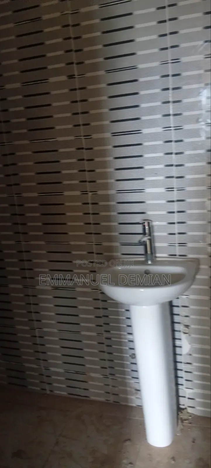 2bdrm Block of Flats in Yellow Gate, Dawaki for rent
