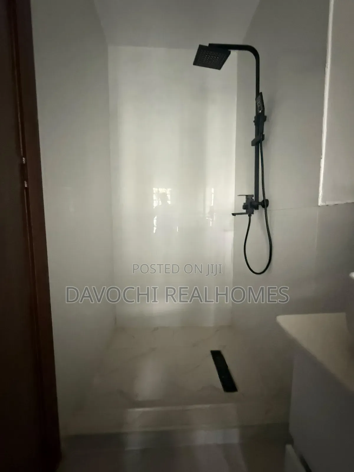 3bdrm Apartment in Ikate-Elegushi for rent