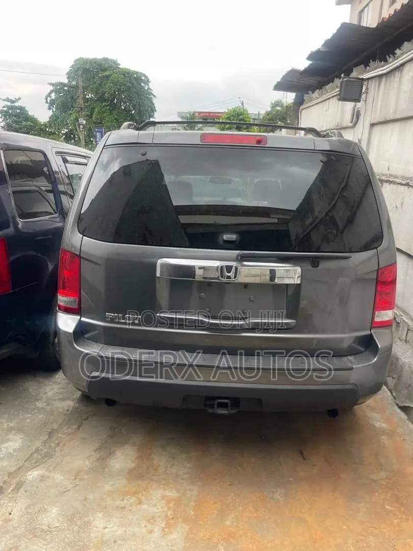 Honda Pilot EX-L 4dr SUV 4WD (3.5L 6cyl 5A) 2011 Gray