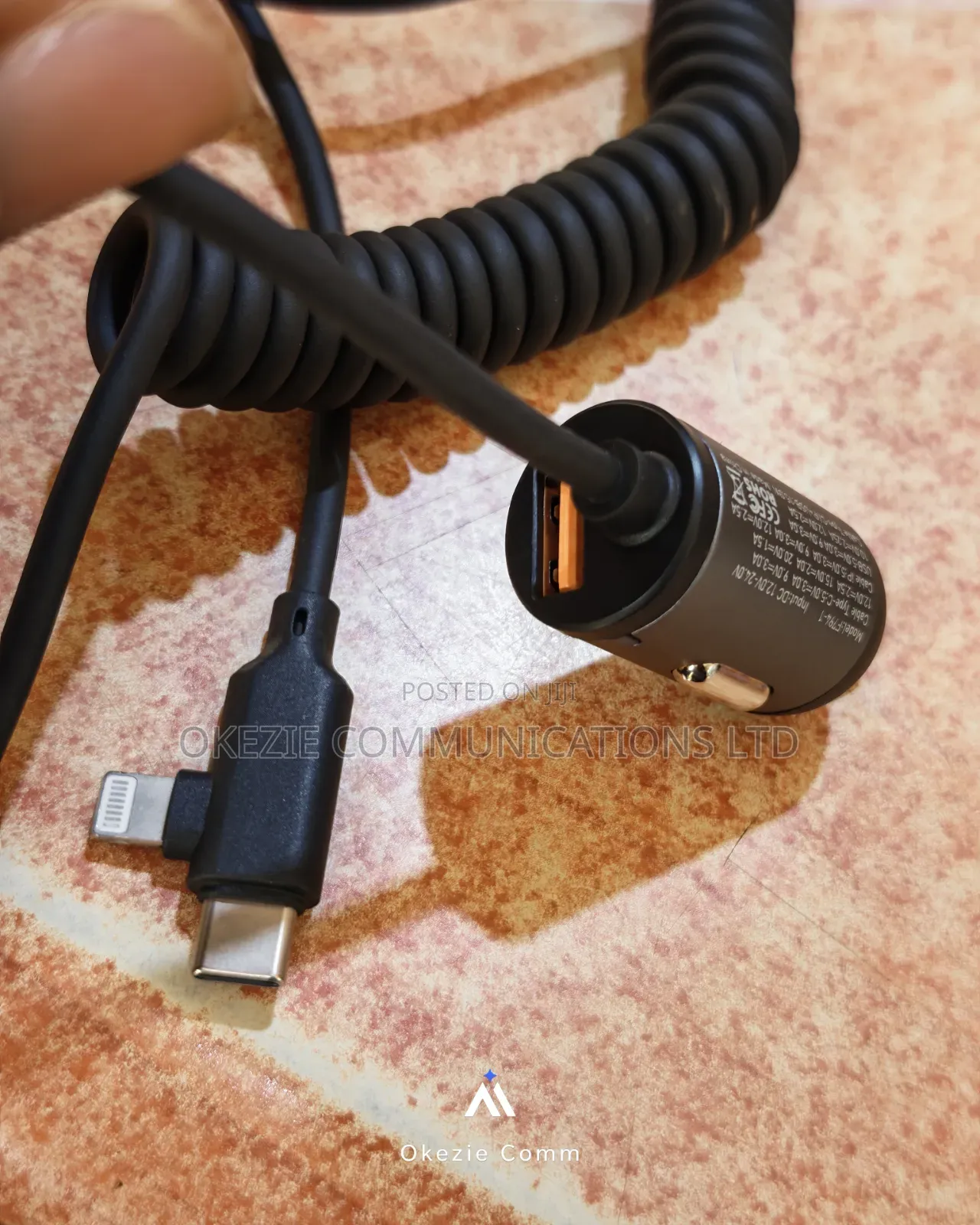 Essager 30w Car Charger, With TypeC / Lightning Cable