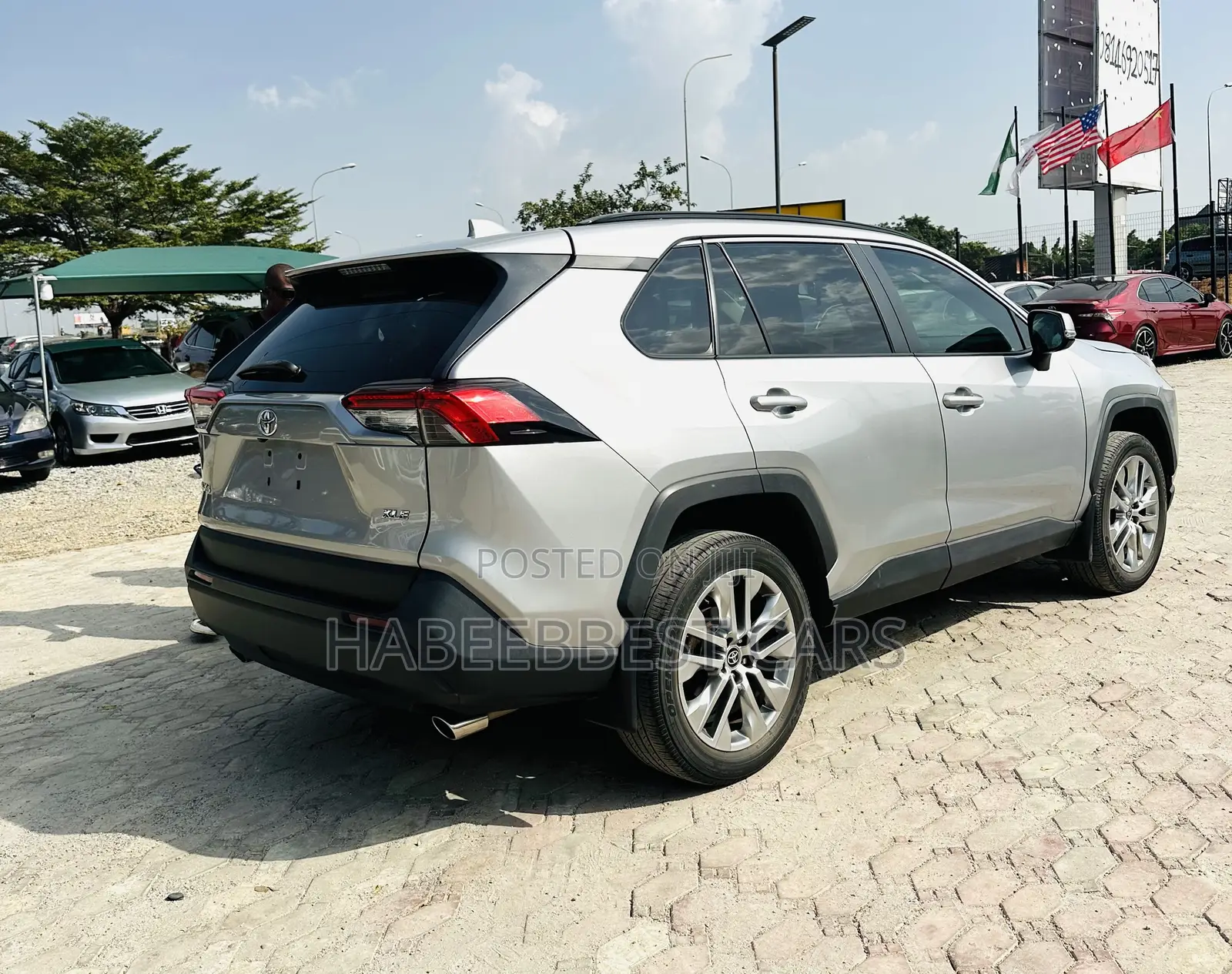Toyota RAV4 XLE FWD 2024 Silver