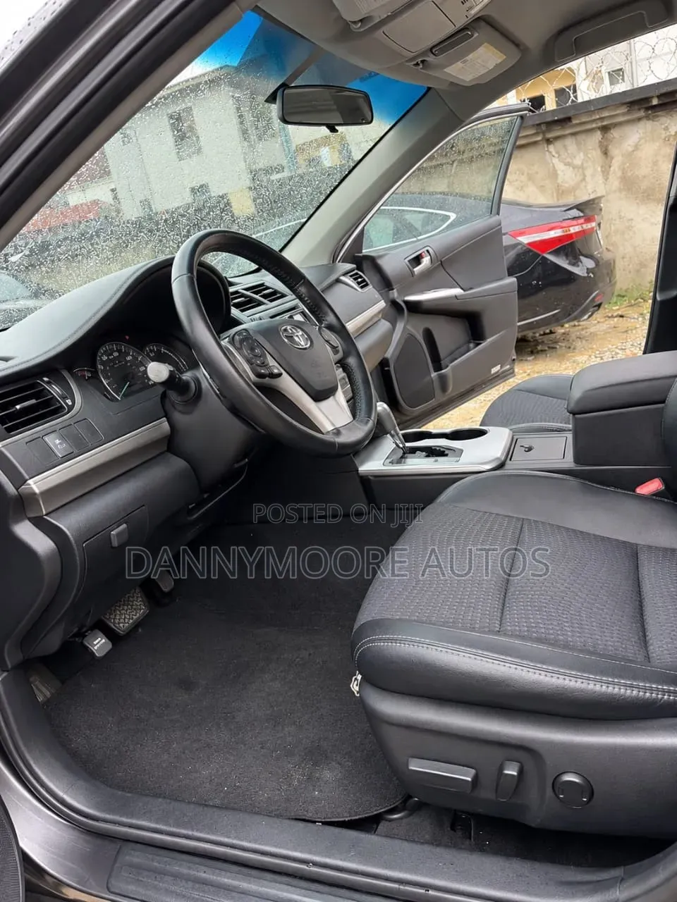 Toyota Camry SE 4dr Sedan (3.5L 6cyl 6A) 2014 Gray
