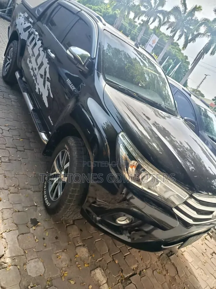 Toyota Hilux Revo Smart Cab Deisel 2.8 RWD 2021 Black