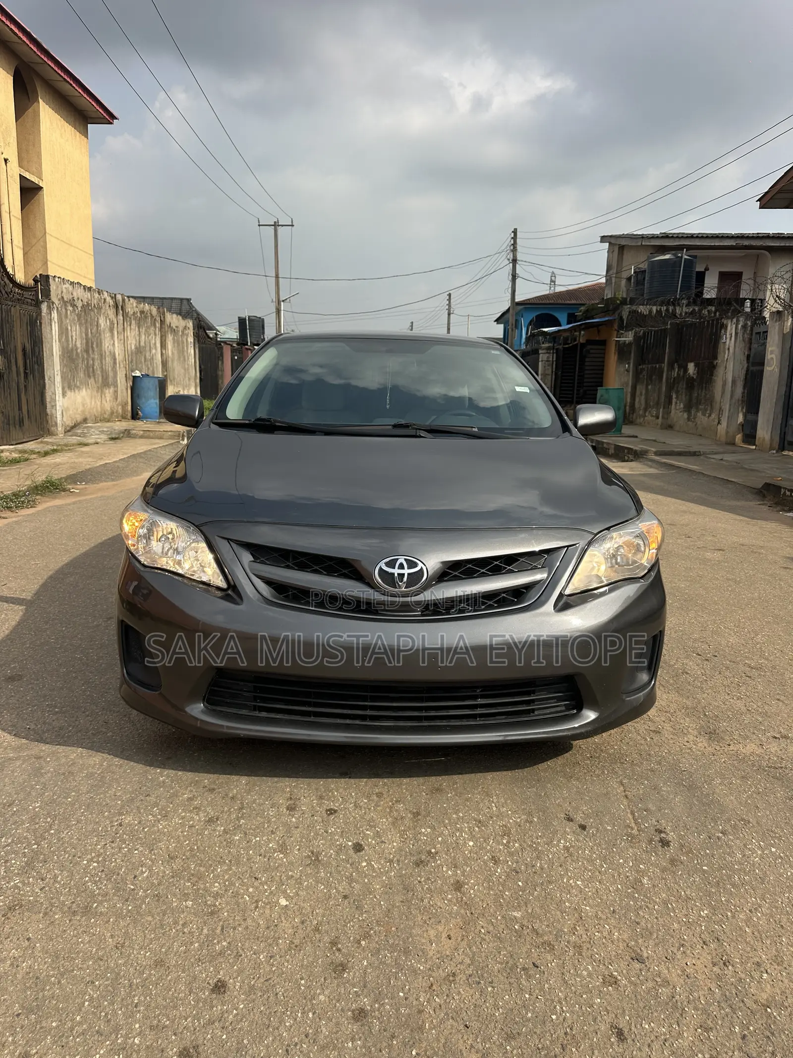 Toyota Corolla LE 4dr Sedan (1.8L 4cyl 4A) 2013 Gray