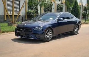 Mercedes-Benz E350 2024 Blue