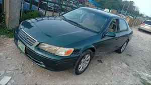 Toyota Camry LE 4dr Sedan (2.4L 4cyl 5M) 2002 Green