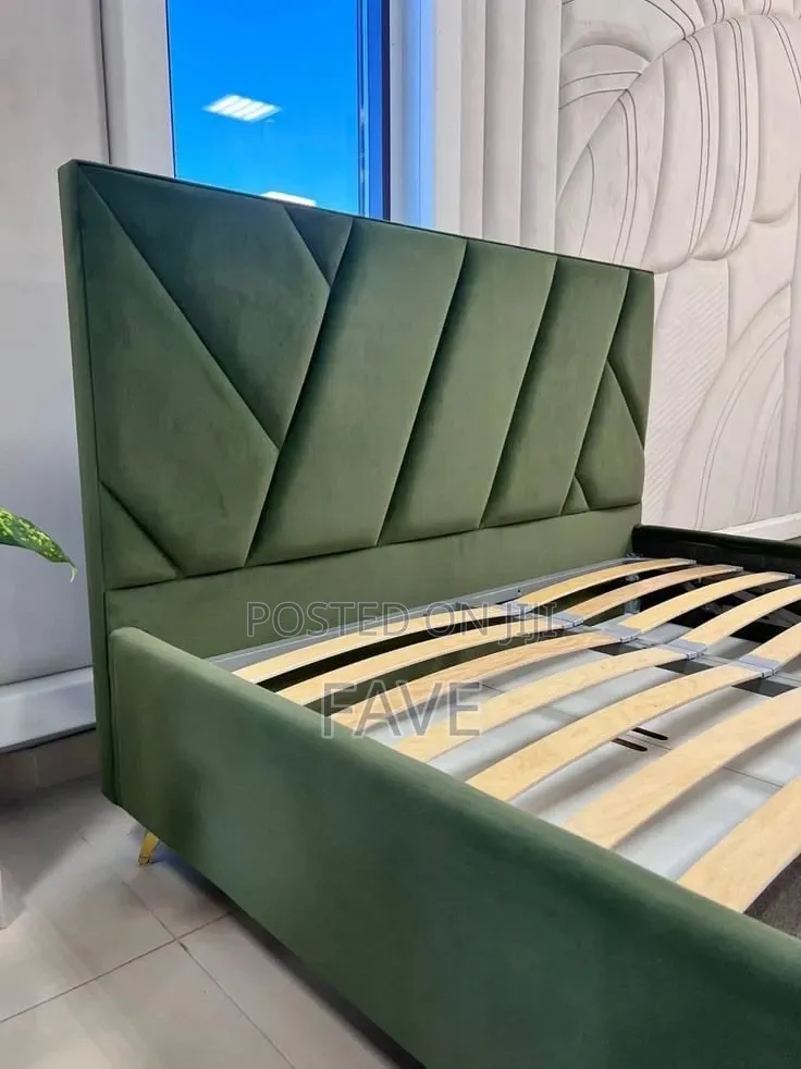Bedframe and Foam