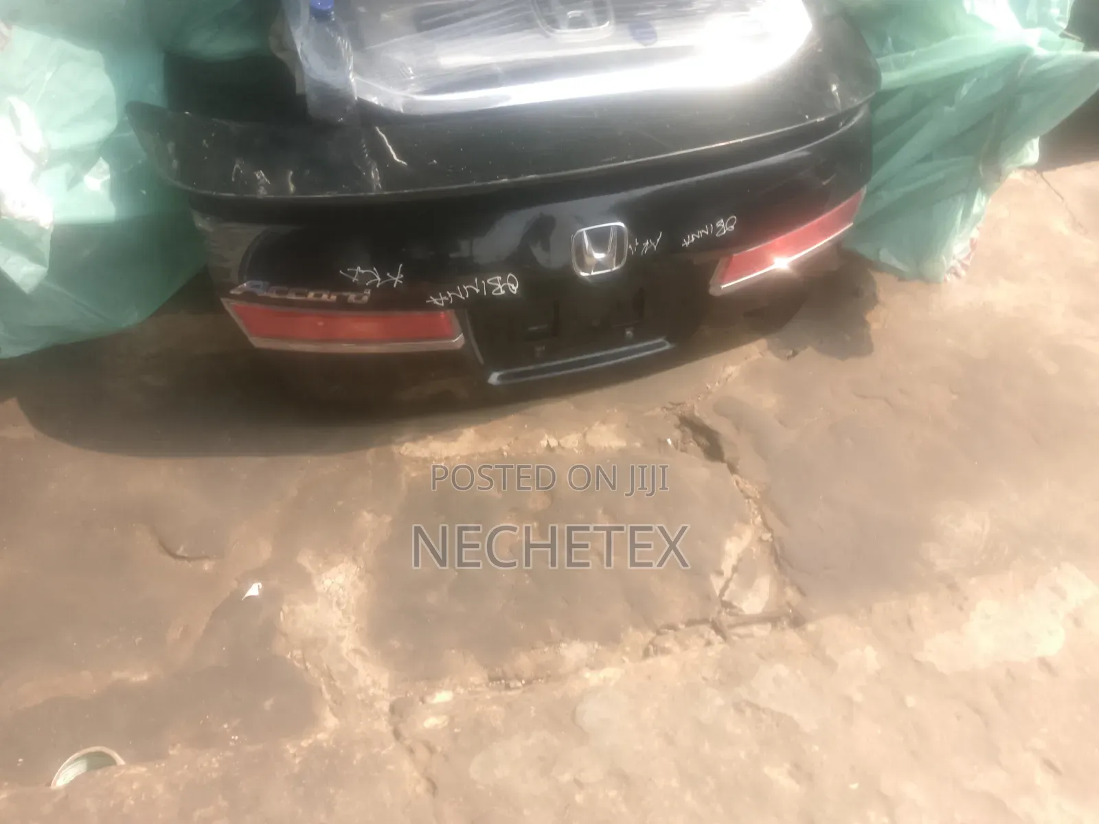 Complete Booth 2011 Honda Accord America Long Light