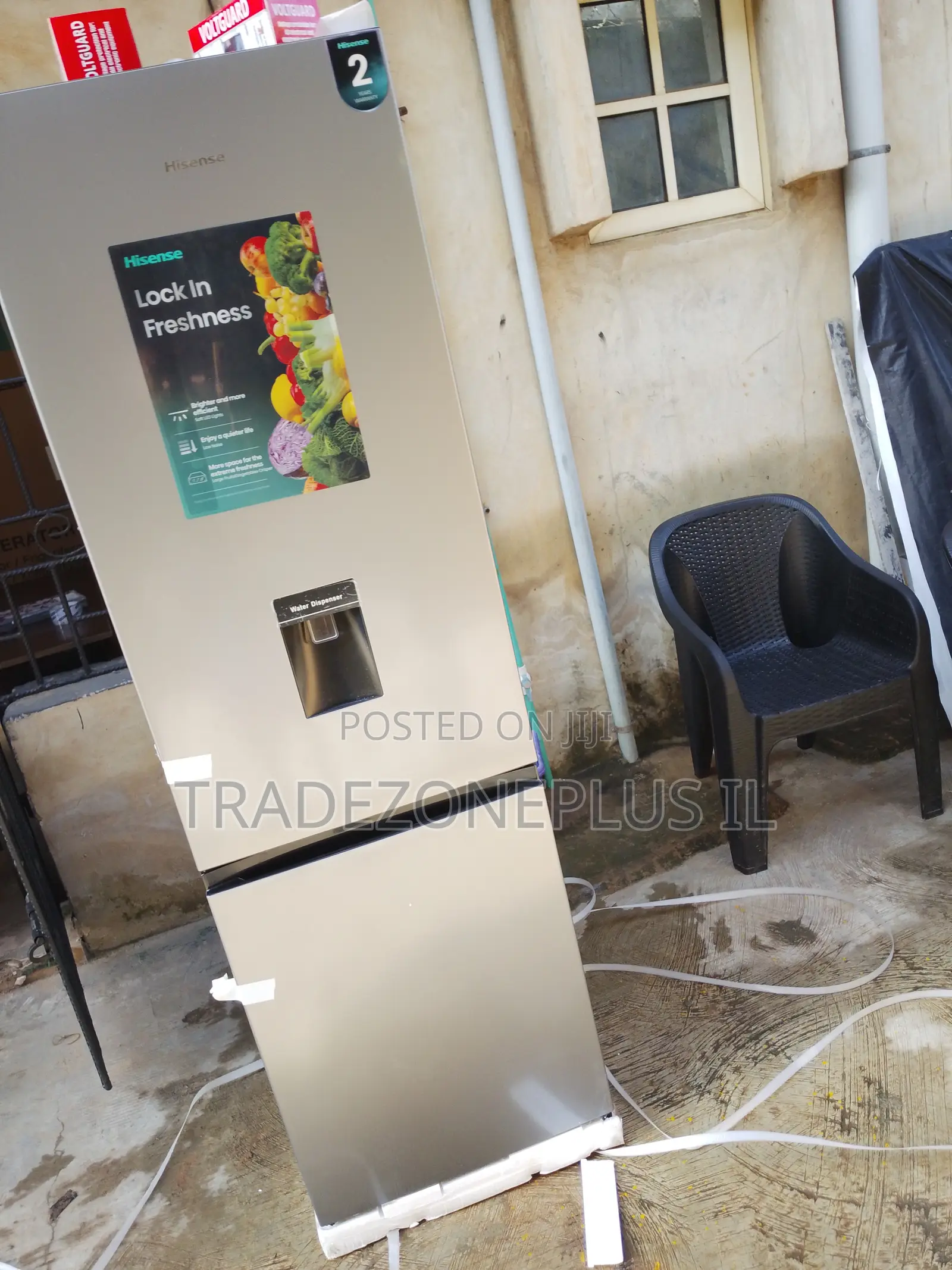 Upgrade Your Kitchen With the Hisense RD-3DCB 264L Fridge