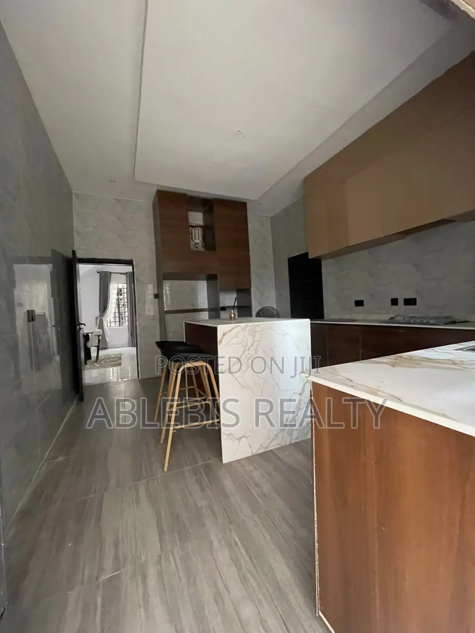 2bdrm Duplex in Ogombo Road for sale