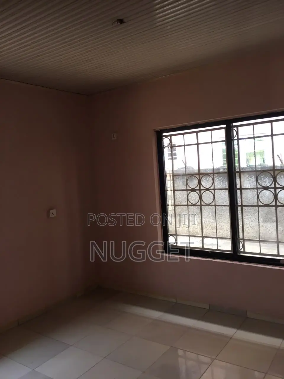 2bdrm Bungalow in Nugget, Sabon Lugbe for rent