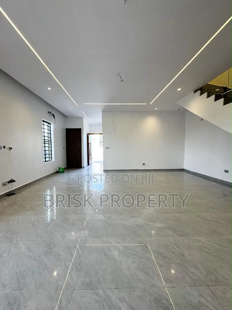 4bdrm Duplex in Ajah for sale