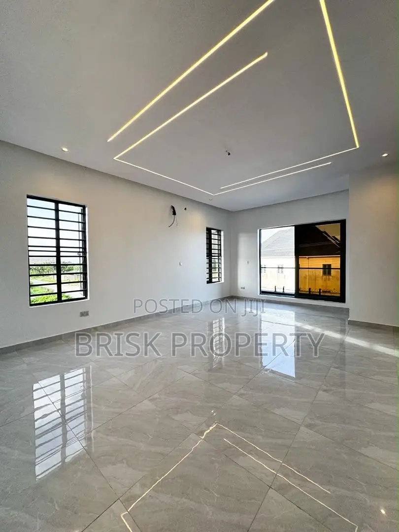 4bdrm Duplex in Ajah for sale