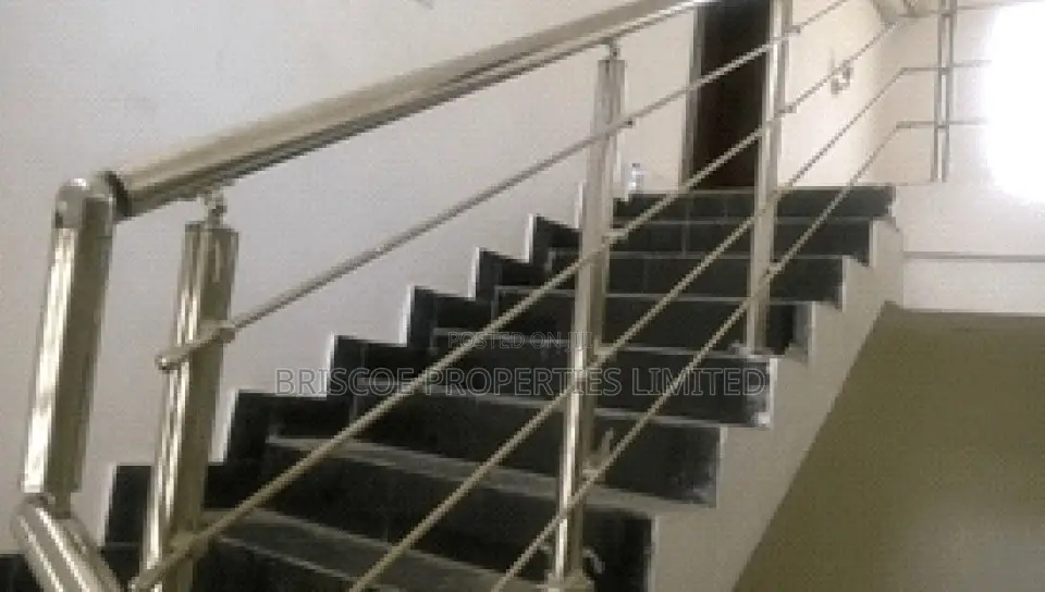 5bdrm Duplex in Opebi for sale
