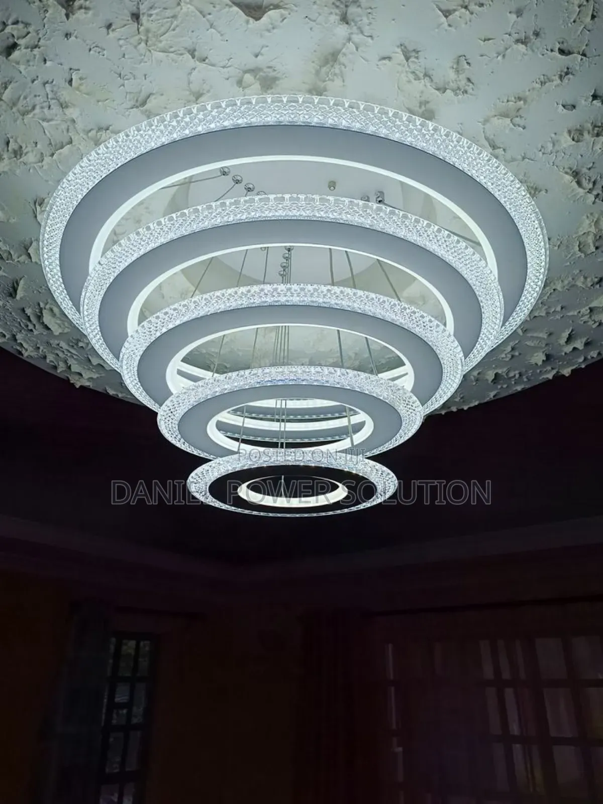 Pendant Dropping Lights Available