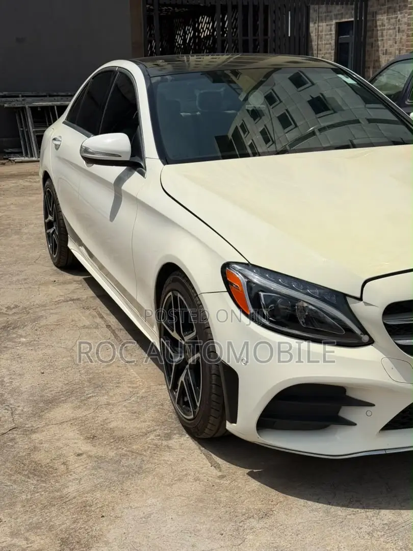 Mercedes-Benz C300 2015 White