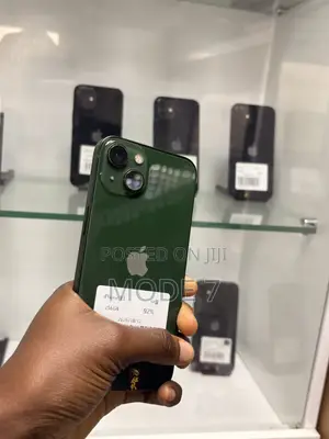 Apple iPhone 13 256 GB Green