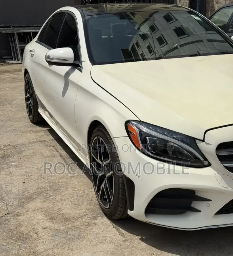 Mercedes-Benz C300 2015 White