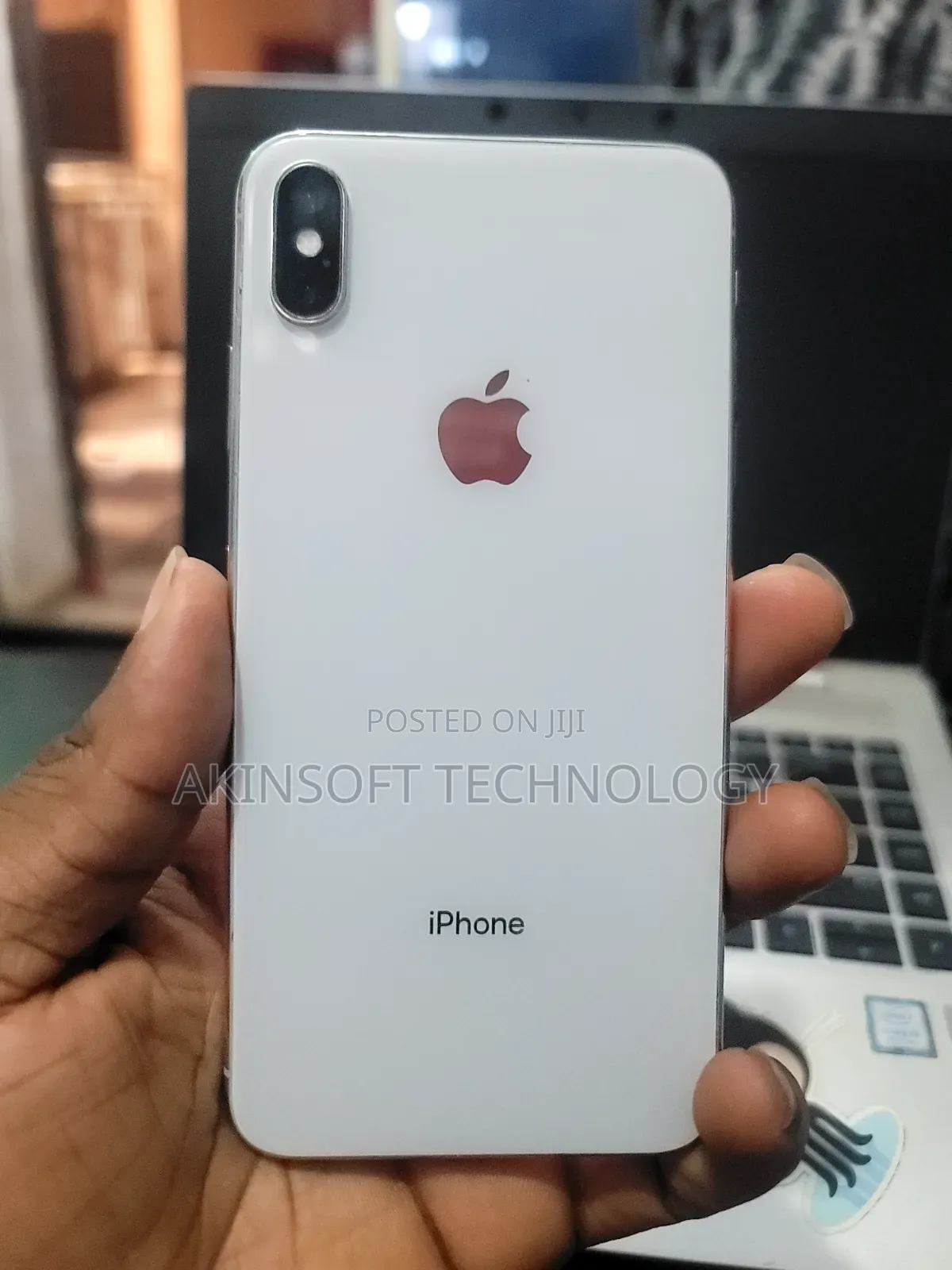 Apple iPhone XS Max 64 GB White