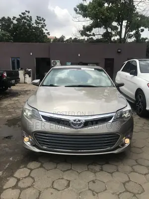 Toyota Avalon 2014 Gold