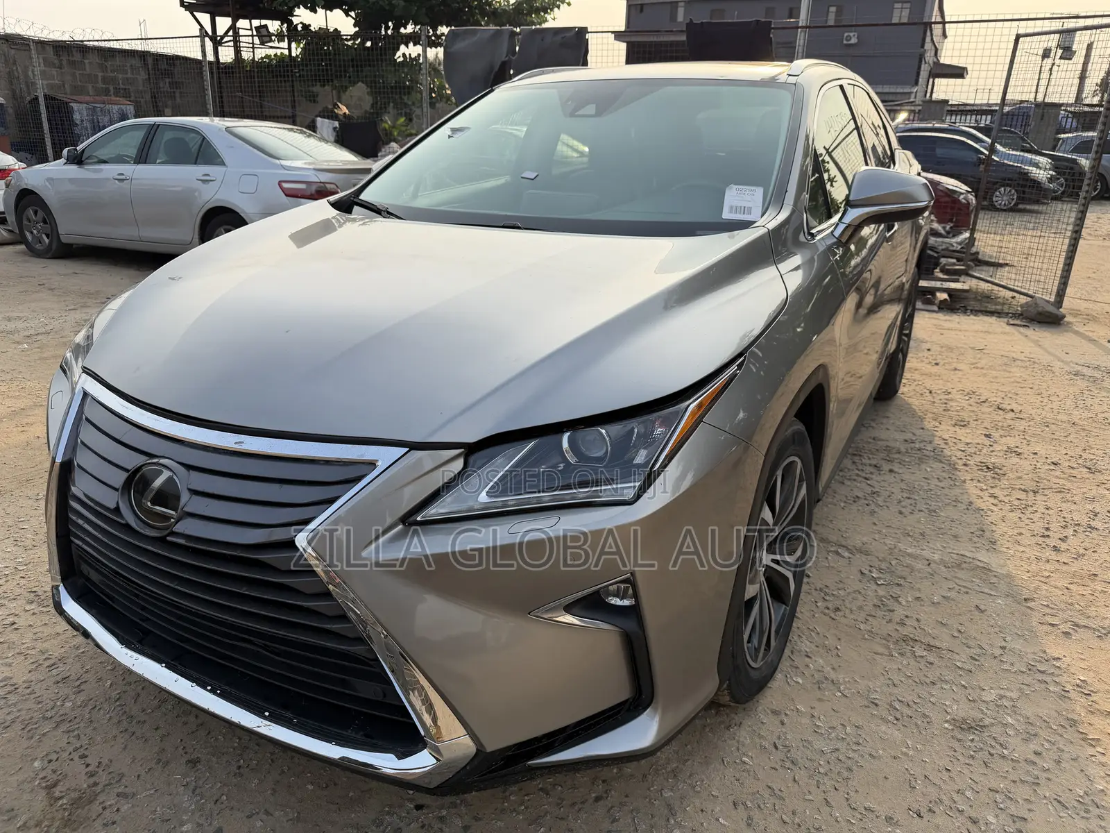 Lexus RX 350 AWD 2017 Gold