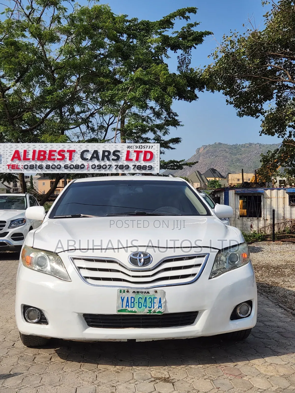 Toyota Camry LE 4dr Sedan (2.5L 4cyl 6AM) 2010 White