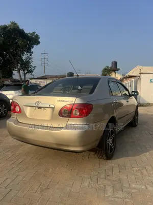 Toyota Corolla 2007 Gold