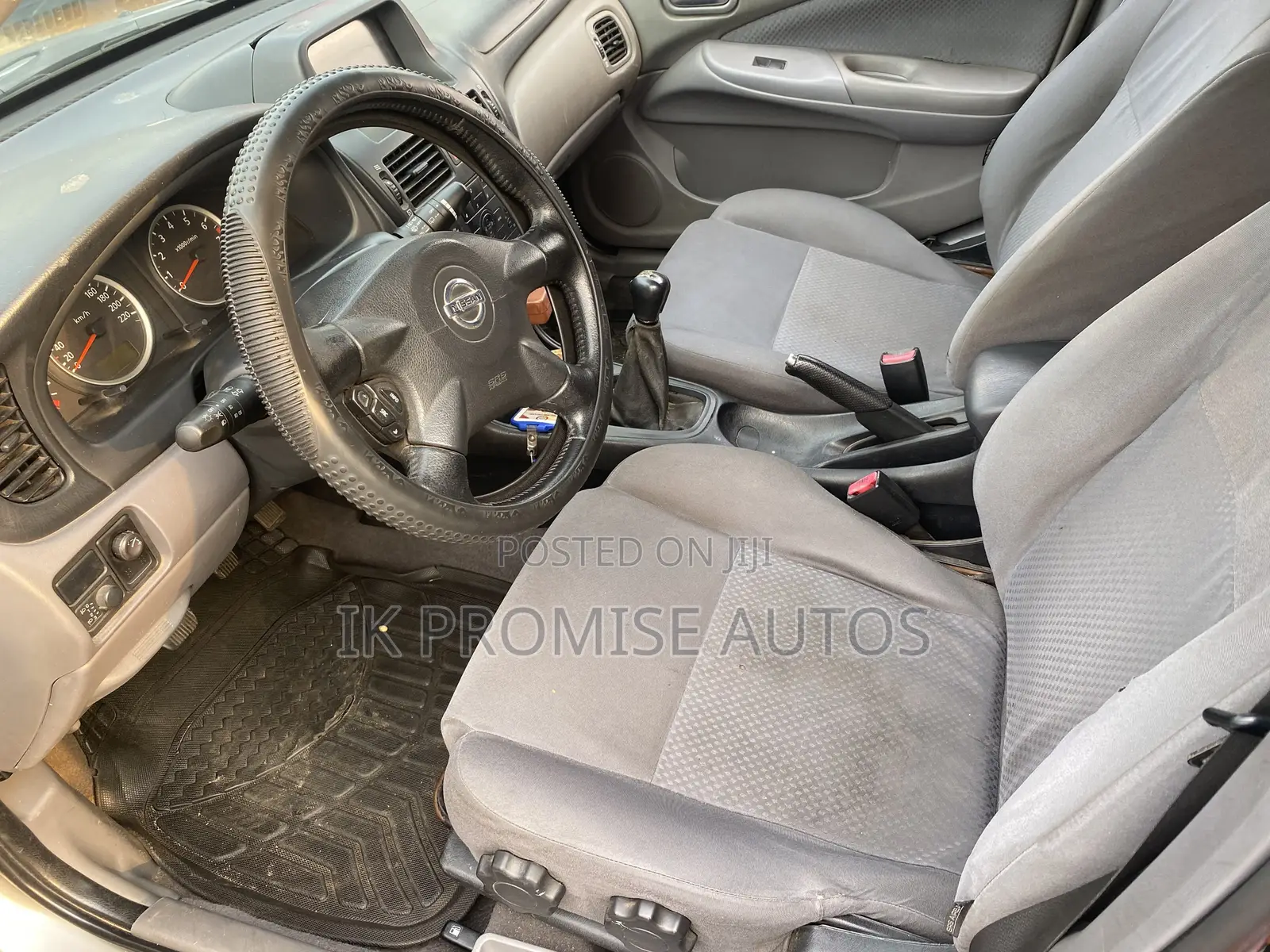 Nissan Almera 2006 Silver