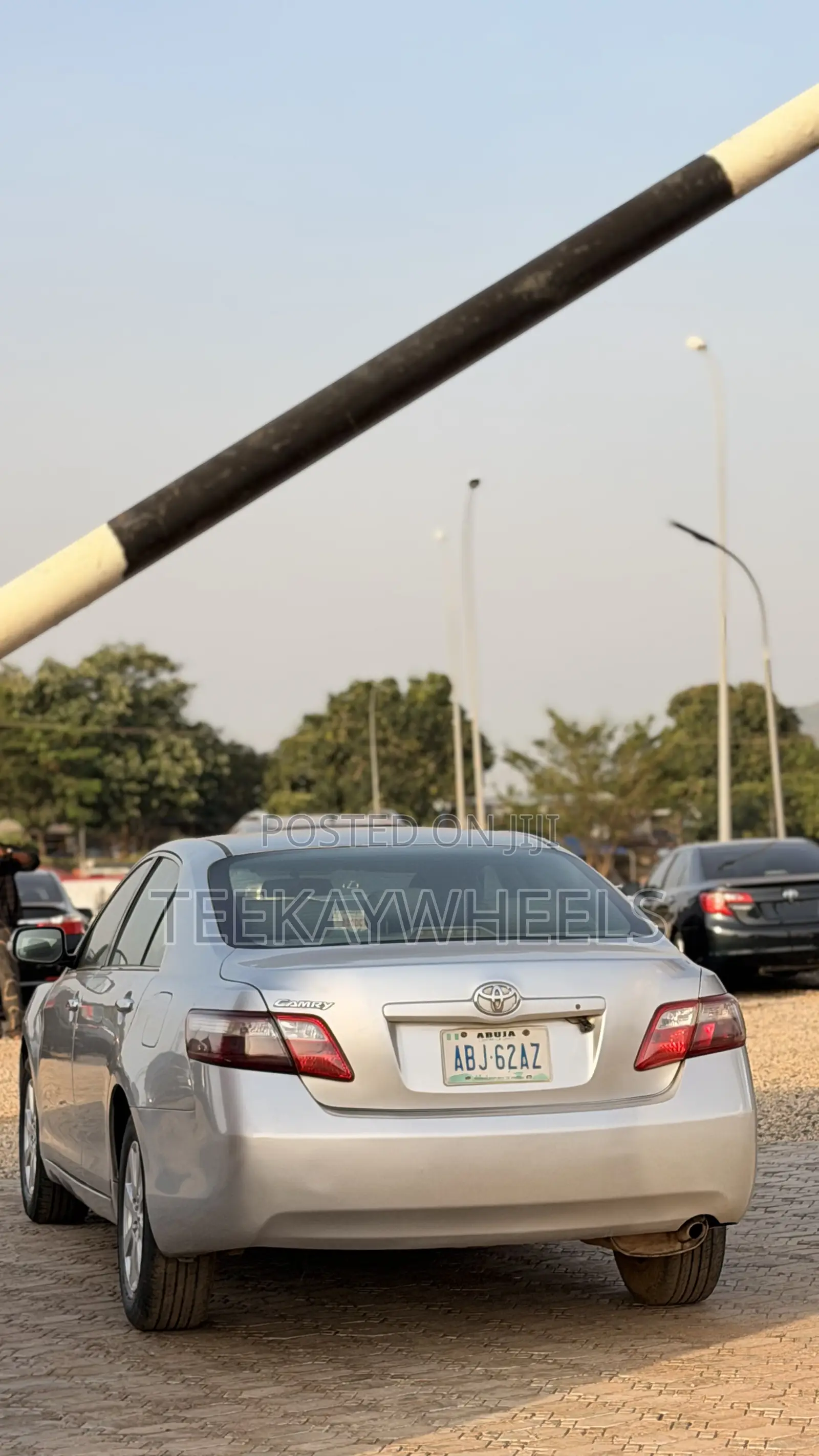 Toyota Camry LE 4dr Sedan (2.4L 4cyl 5A) 2009 Silver