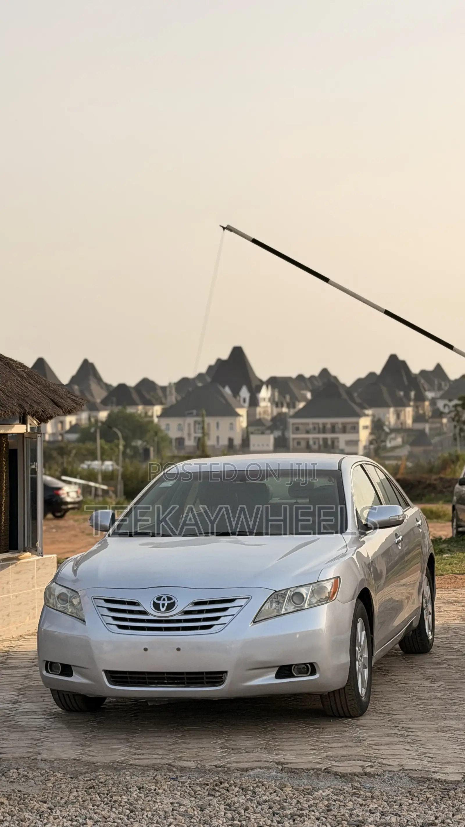 Toyota Camry LE 4dr Sedan (2.4L 4cyl 5A) 2009 Silver