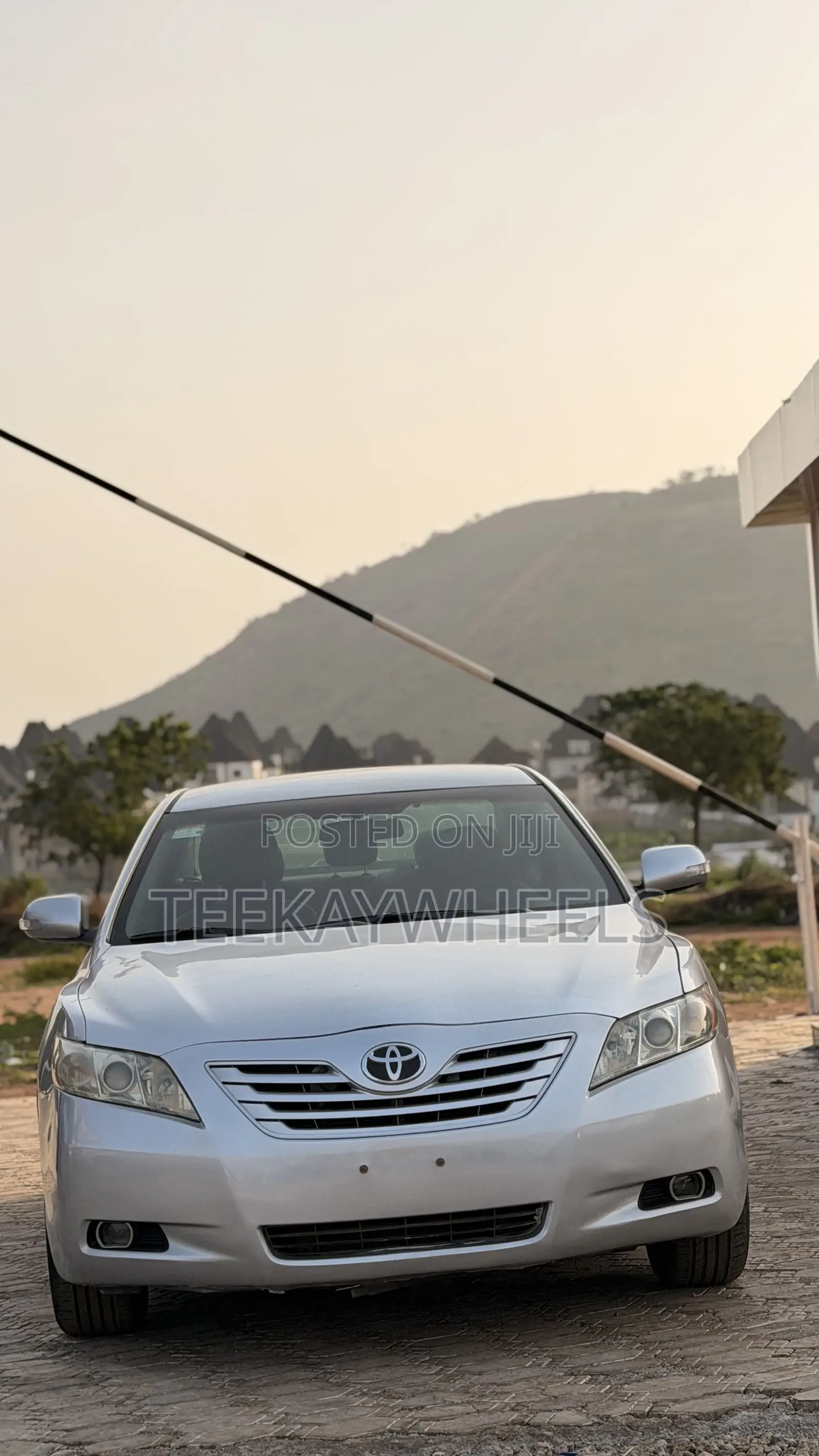 Toyota Camry LE 4dr Sedan (2.4L 4cyl 5A) 2009 Silver