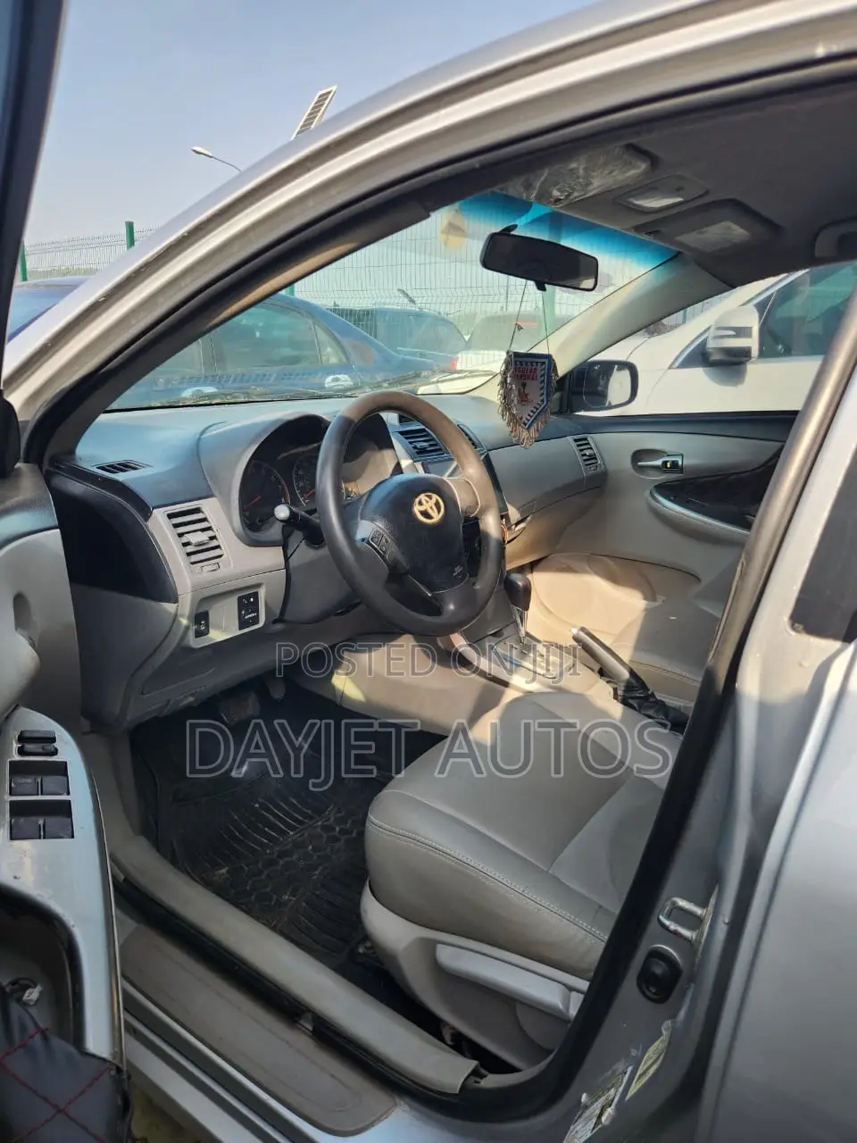 Toyota Corolla 2013 Silver