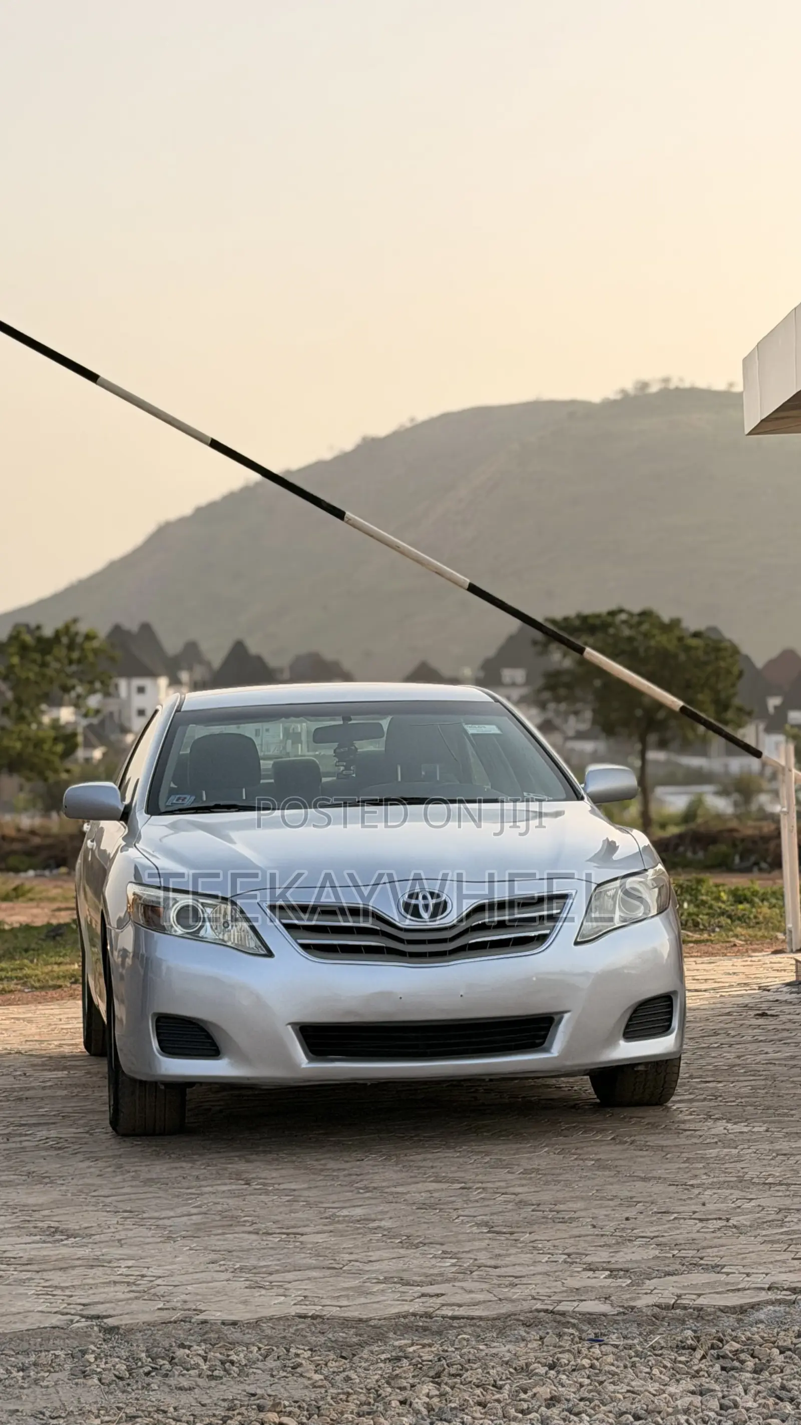 Toyota Camry 2010 Silver