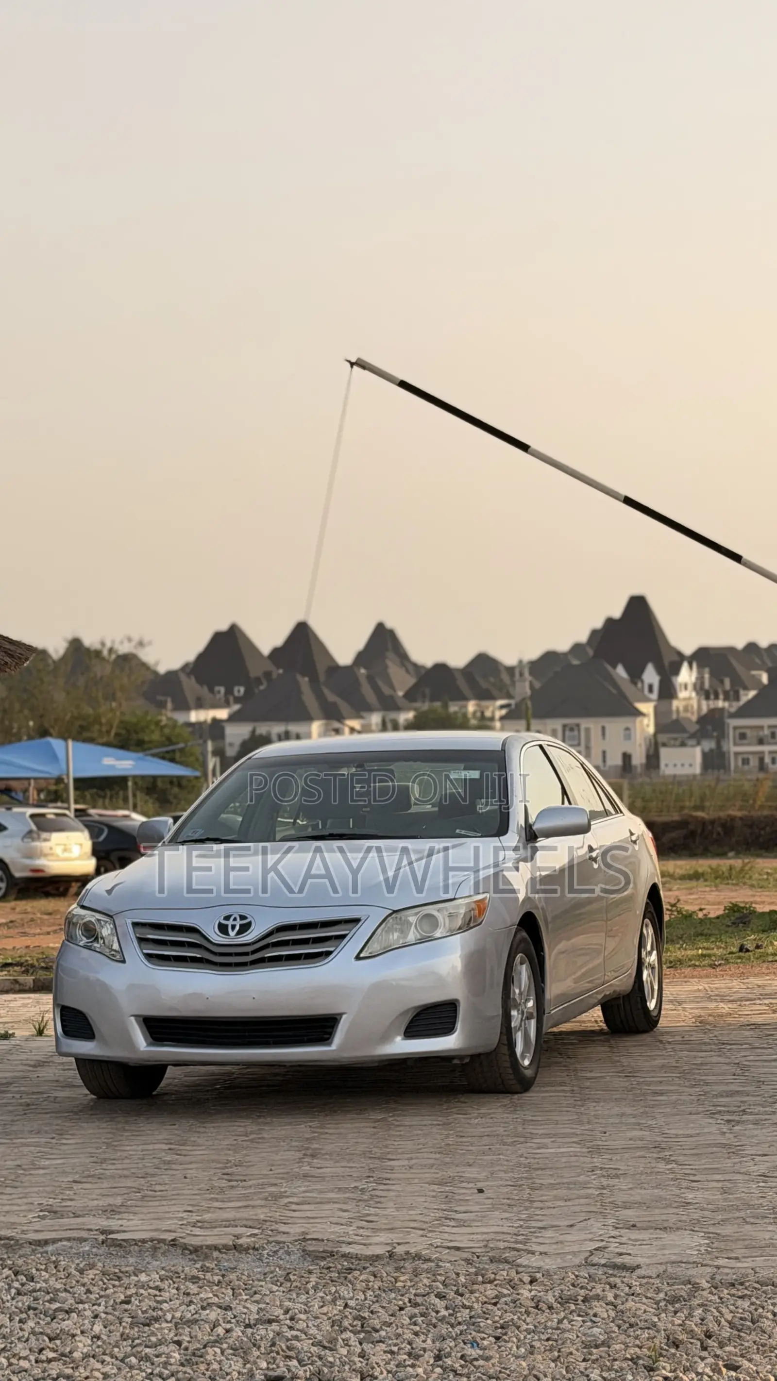 Toyota Camry 2010 Silver