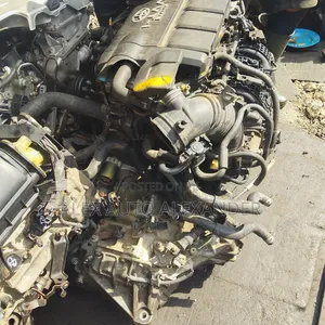 Toyota Camry 2015 Tokubo Engine and Gearbox 4plug