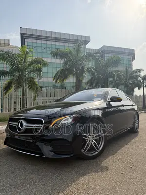 Mercedes-Benz E300 2017 Black