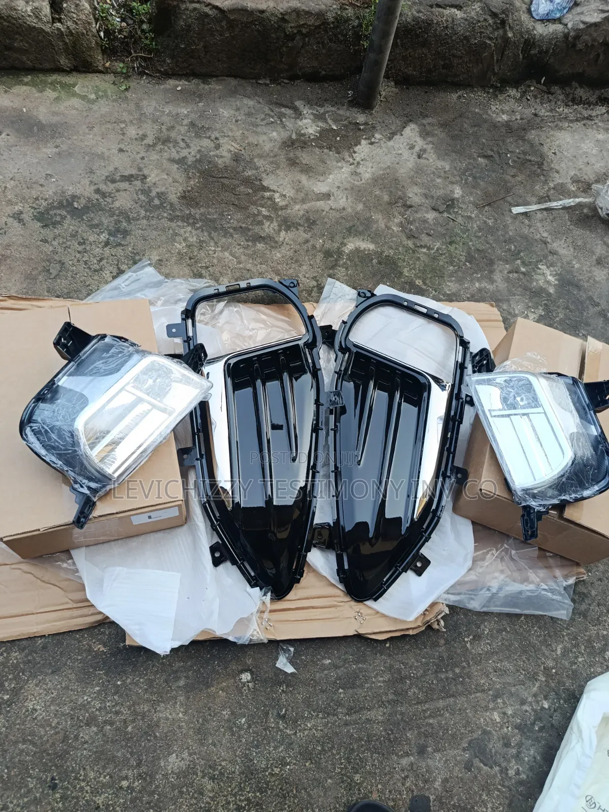 2019,2020,2021,2022,2023 Ford Edge Complete Fog Lamp and Fog Lam Cover