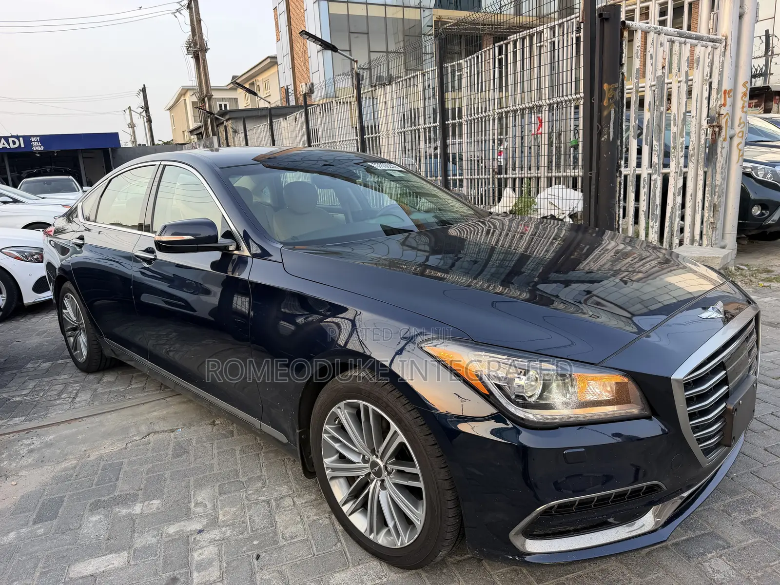 Genesis G80 3.8 2018 Blue