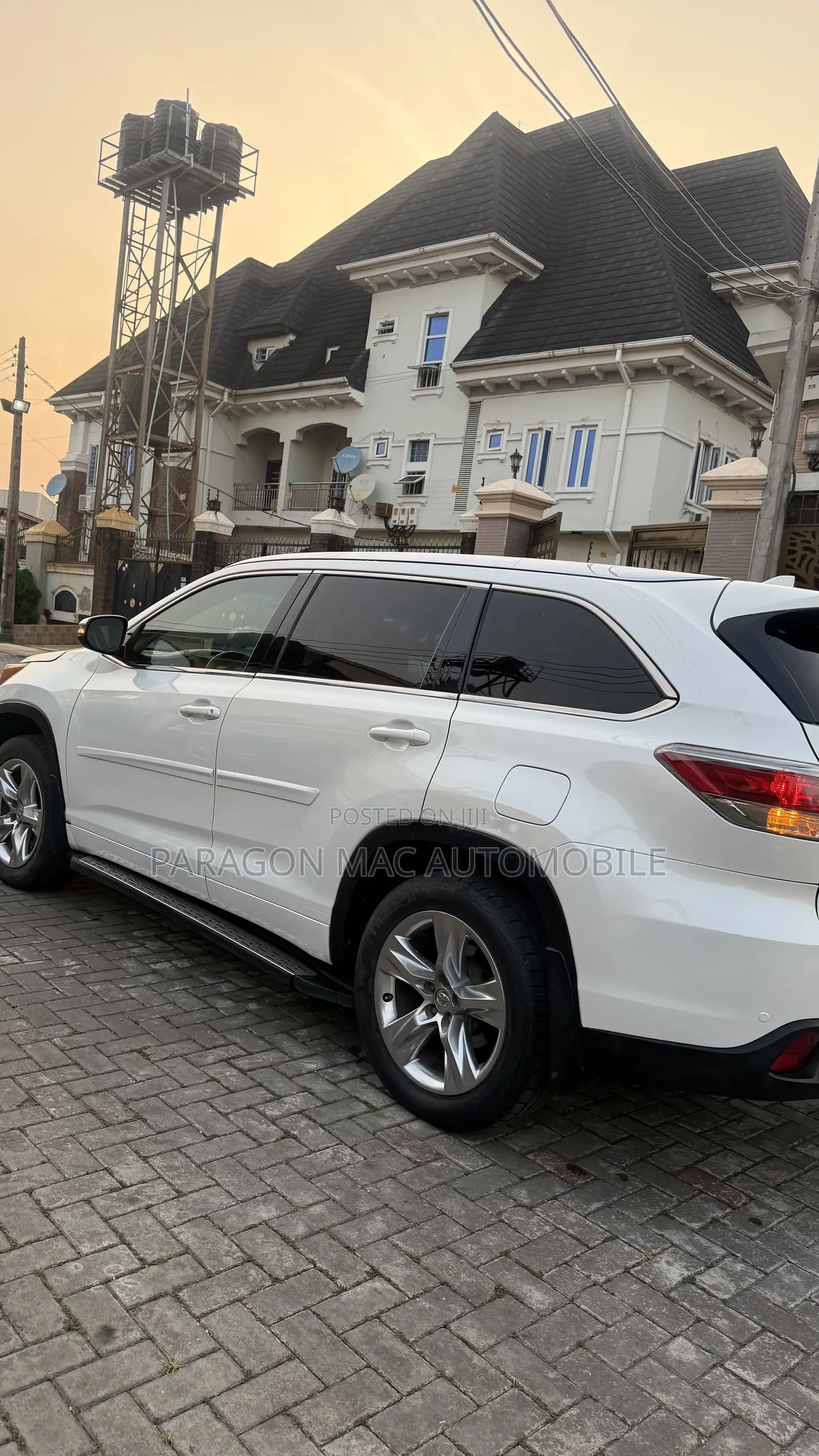 Toyota Highlander Limited 4dr SUV (3.5L 6cyl 6A) 2015 White