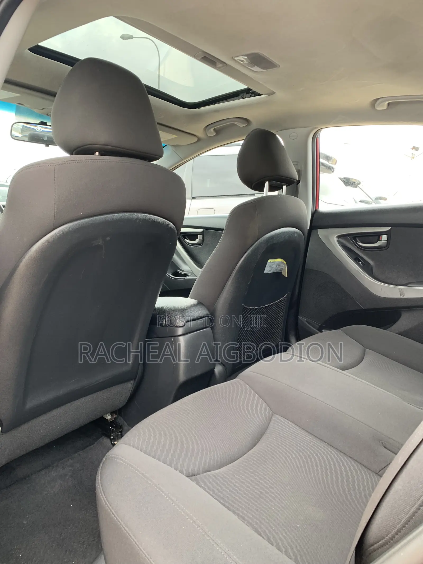 Hyundai Elantra 2016 Red