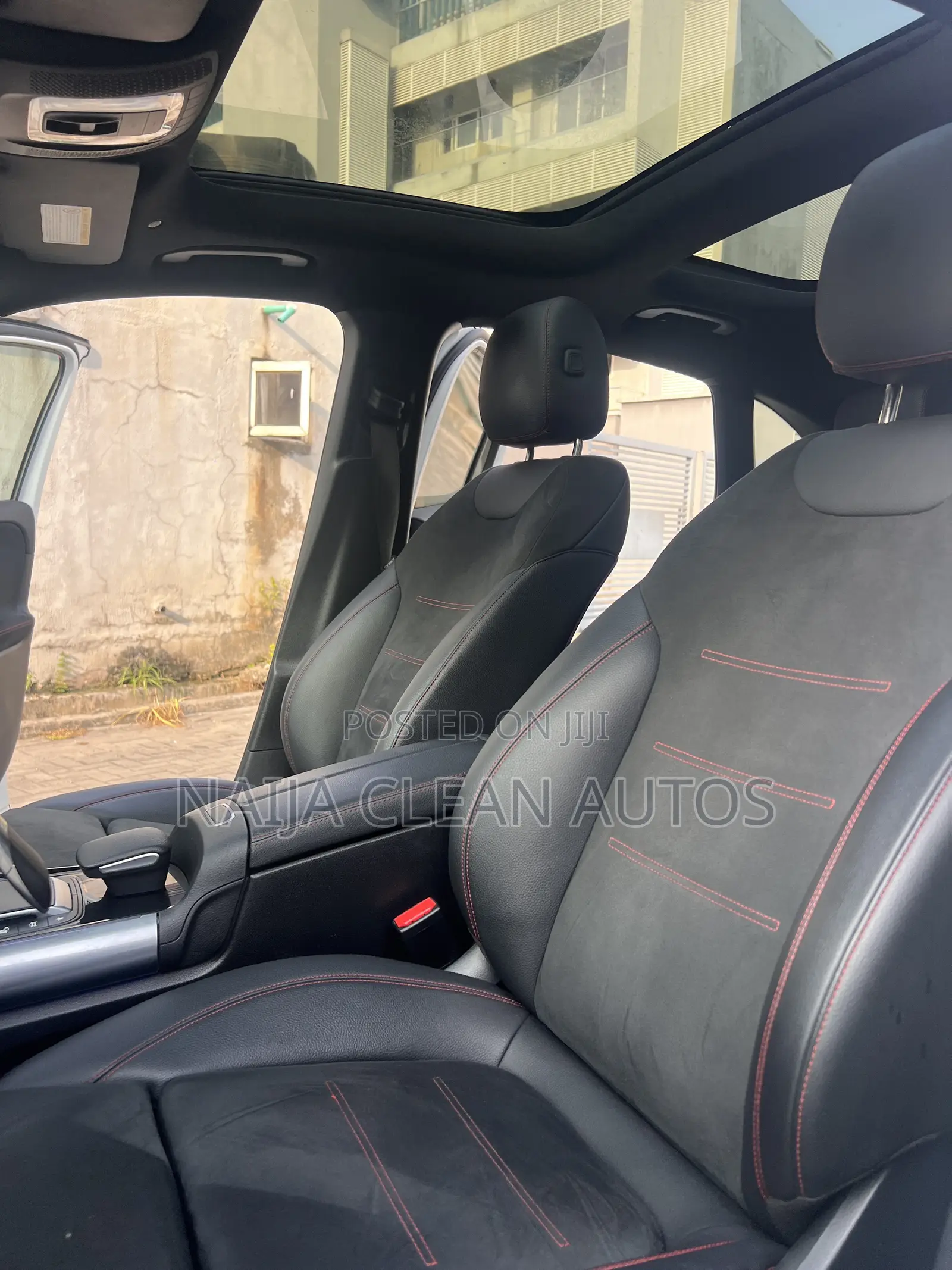 Mercedes-Benz GLA 250 2021 White