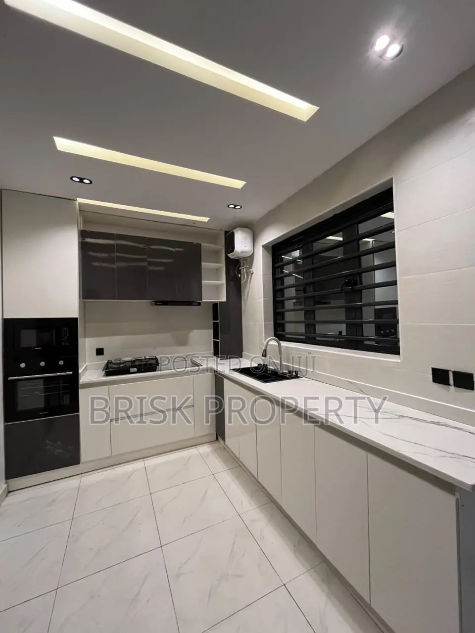 3bdrm Apartment in Victoria Island for rent