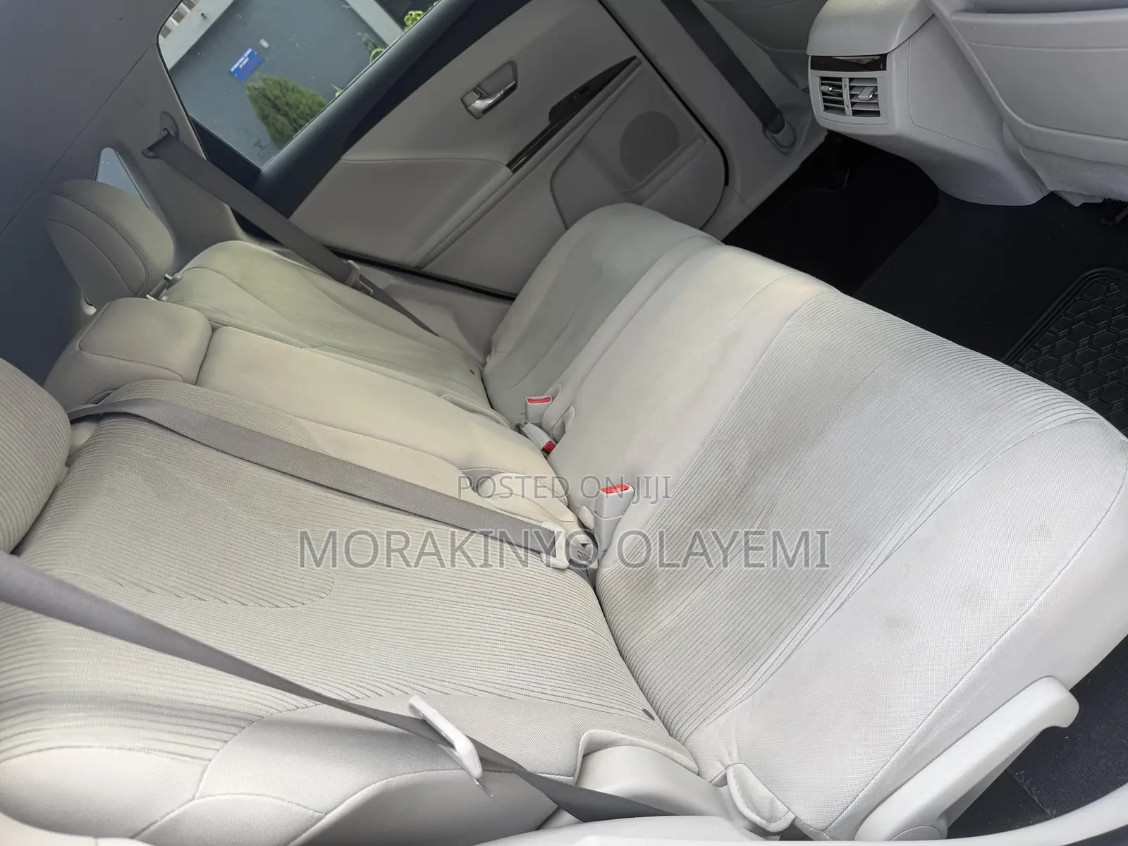 Toyota Venza LE 2010 White