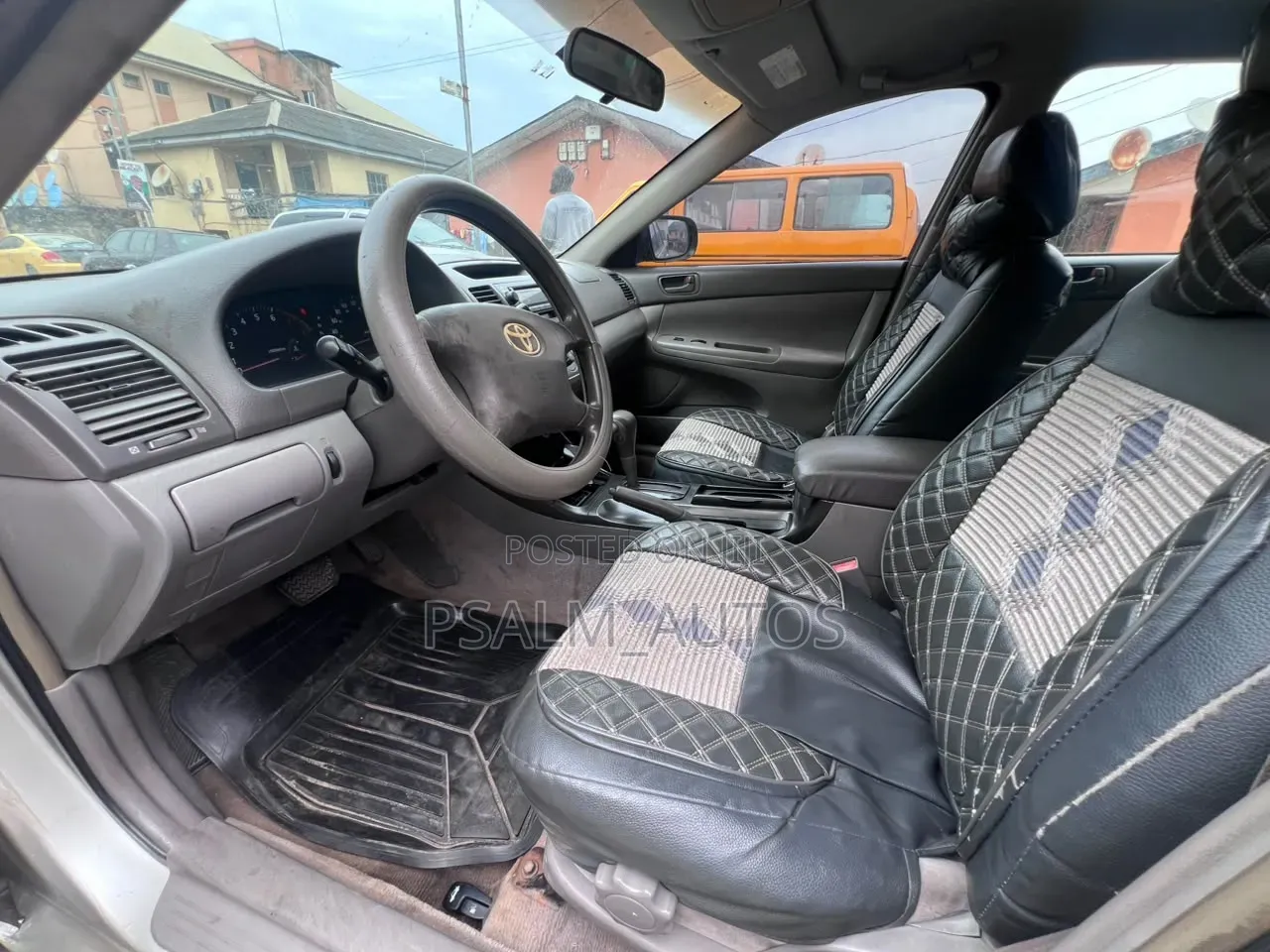 Toyota Camry LE 4dr Sedan (2.4L 4cyl 5M) 2003 Silver